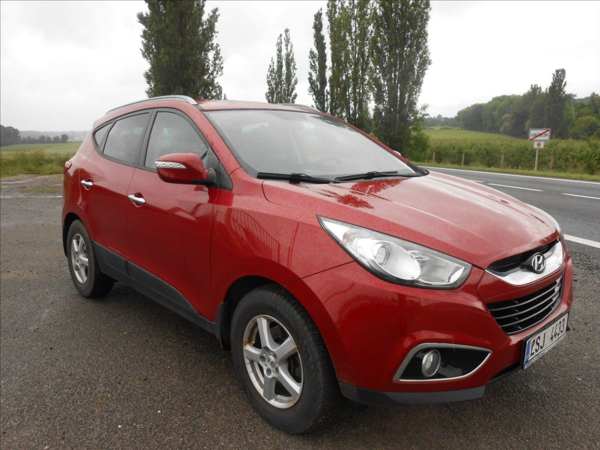 Hyundai ix35, 2,0 100 kW CZ Serviska 4 x 4 - fotka 5