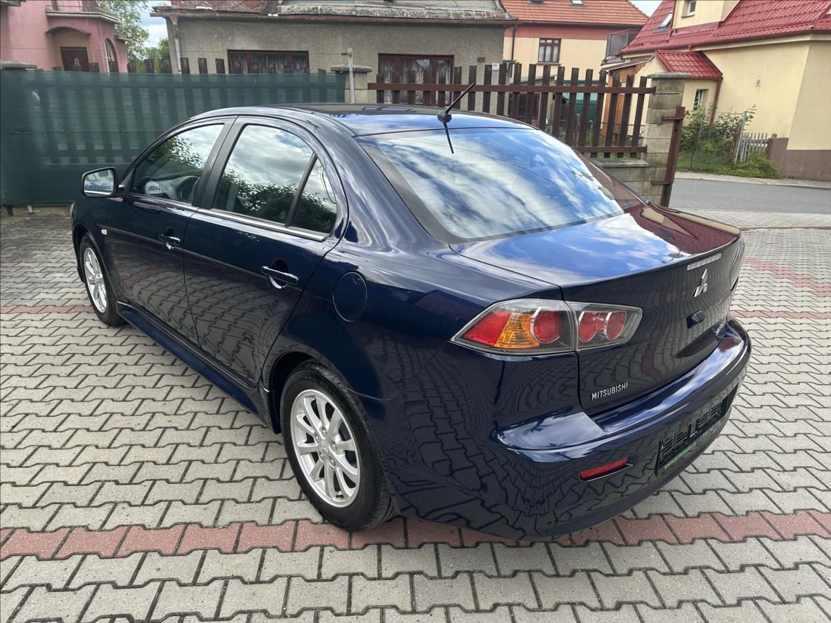 Mitsubishi Lancer, 1,6 1.majitel - fotka 6