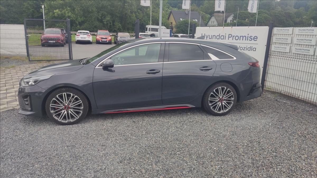 Kia ProCeed, 1,6 T-GDI GT LINE Automat - fotka 3