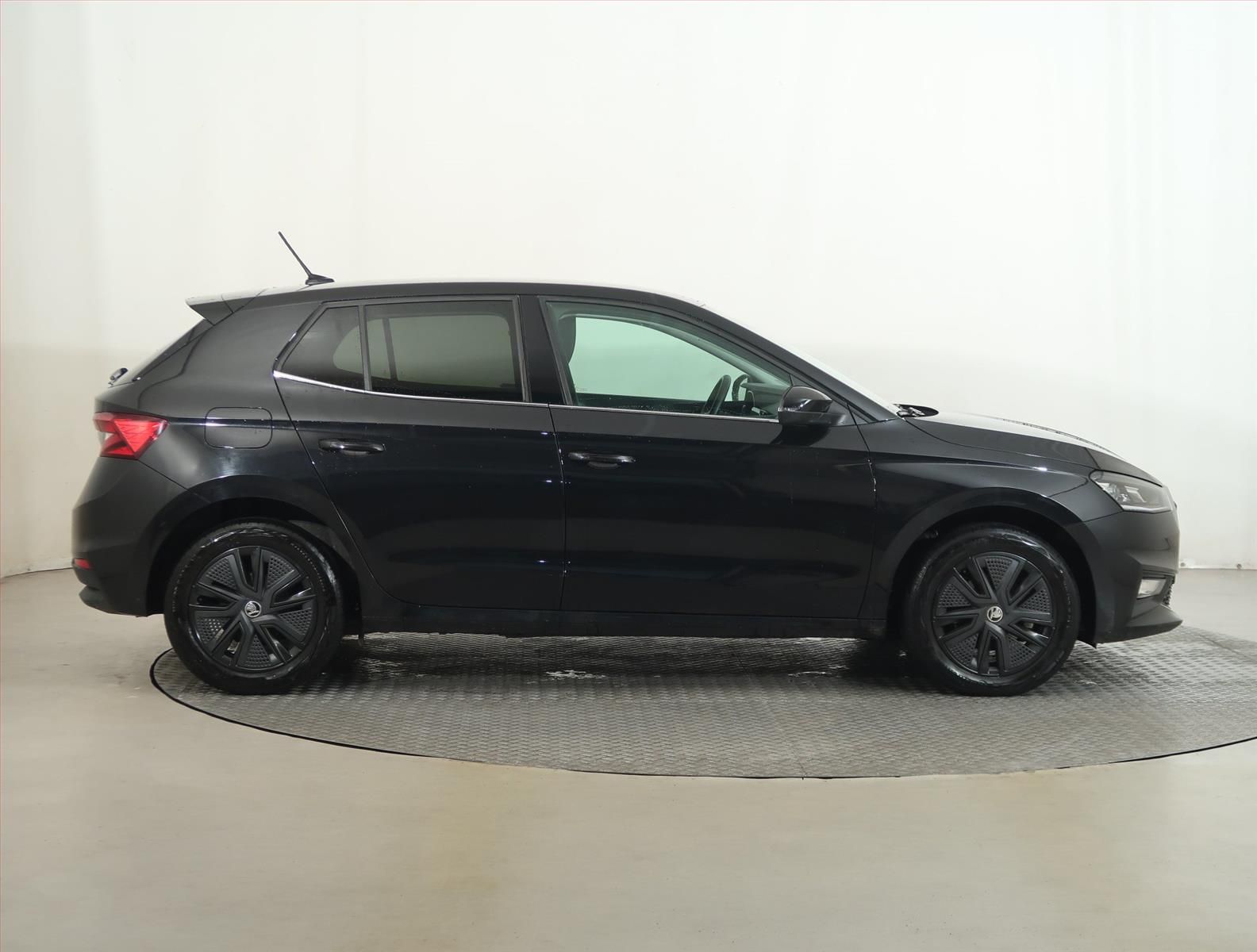Škoda Fabia, 1.0 TSI, Style, Serv.kniha - fotka 6