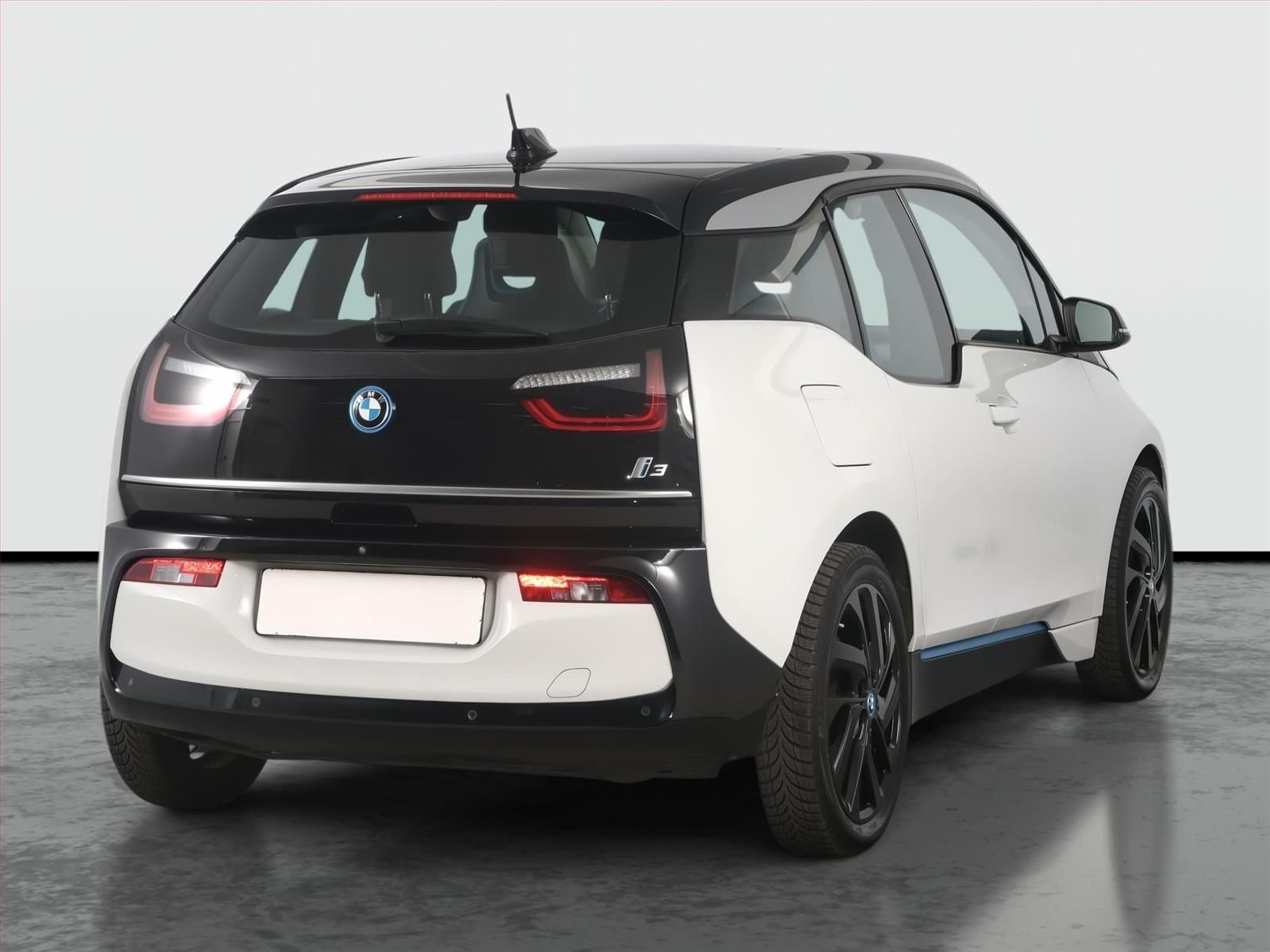 BMW i3, 120Ah BEV, SoH 90%, Automat - fotka 5
