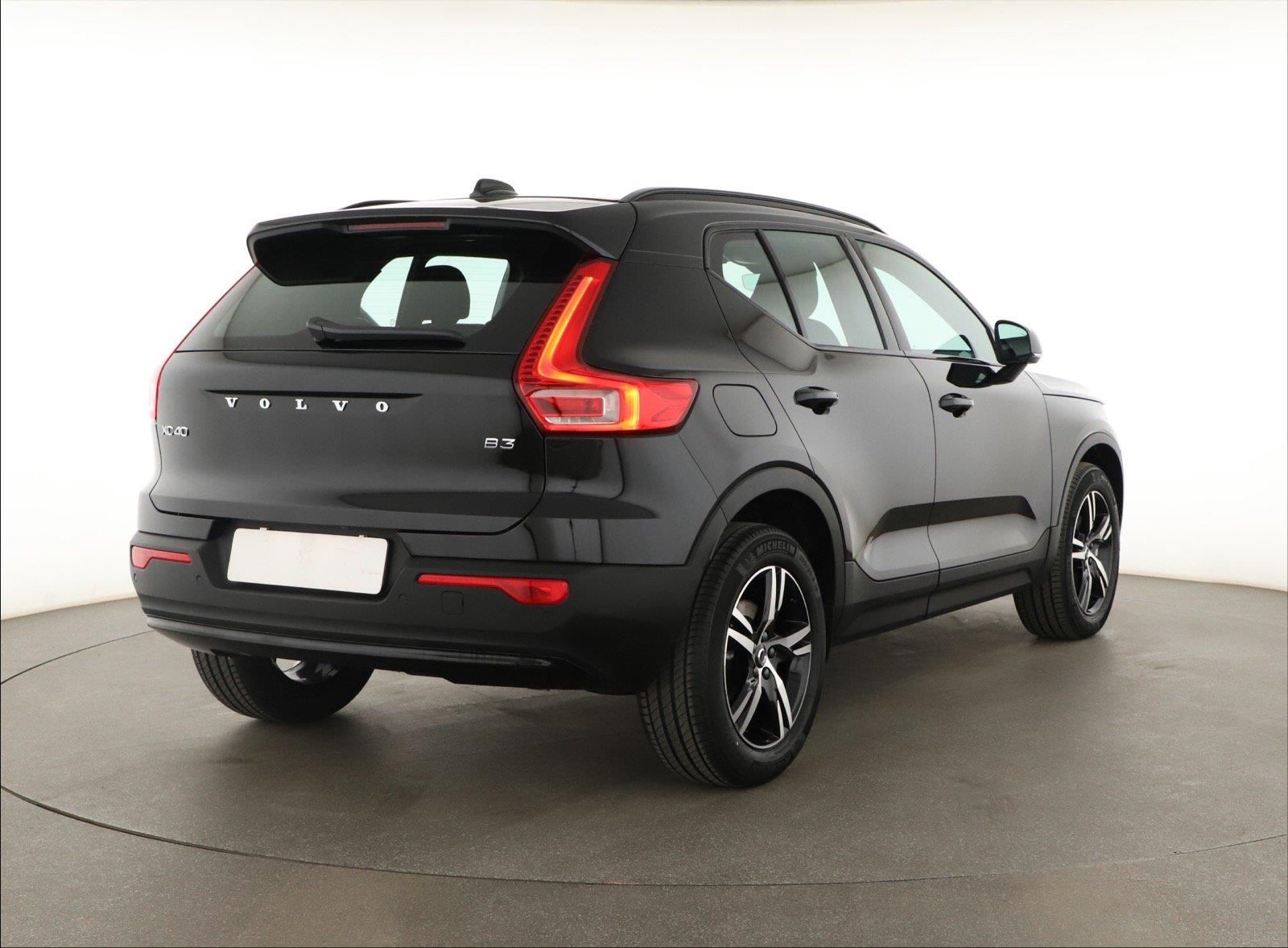 Volvo XC40, B3, Plus - fotka 5