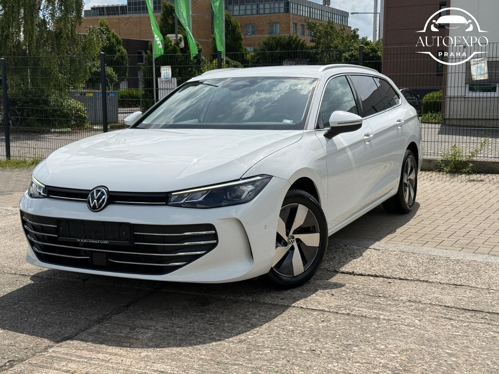 Volkswagen Passat Variant, Passat1.5 eTSI Business/Kamera