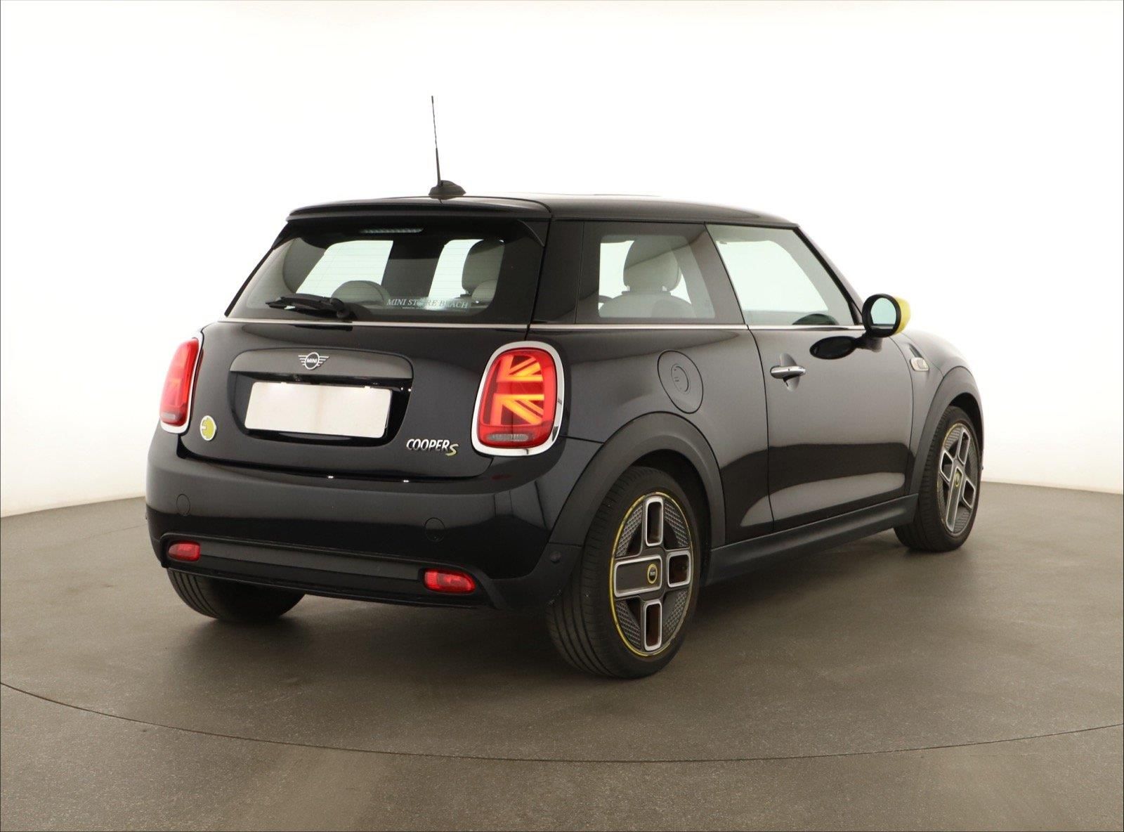 Mini, Cooper SE 32 kWh, SoH 97% - fotka 5