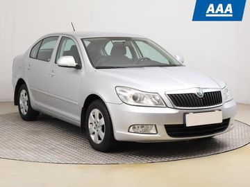 1.8 TSI, Xenony