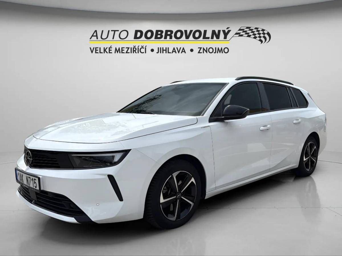 Opel Astra, Edition ST 1.2 TURBO (96kW/130 - fotka 2