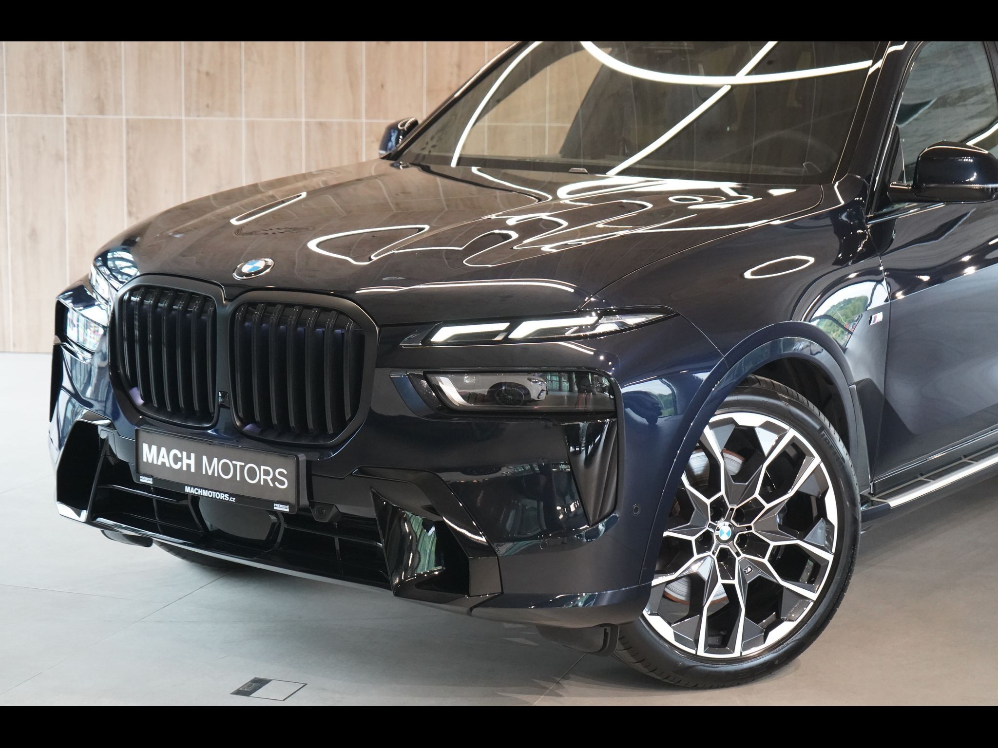BMW X7, 40d xDrive,Executive Drive PRO - fotka 2
