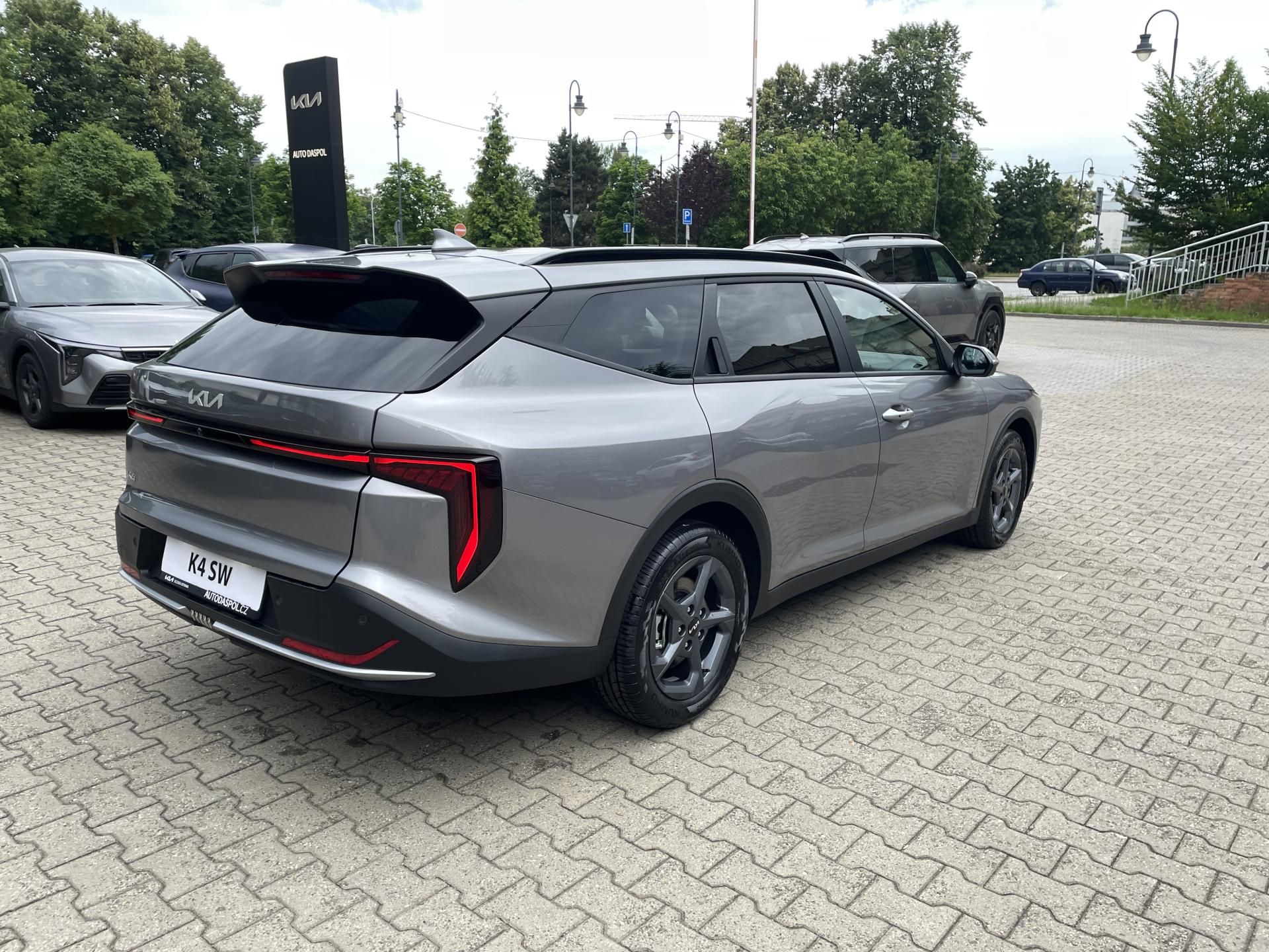 Kia K4, 1.6  EXCLUSIVE "AKCE SKLAD" - fotka 3