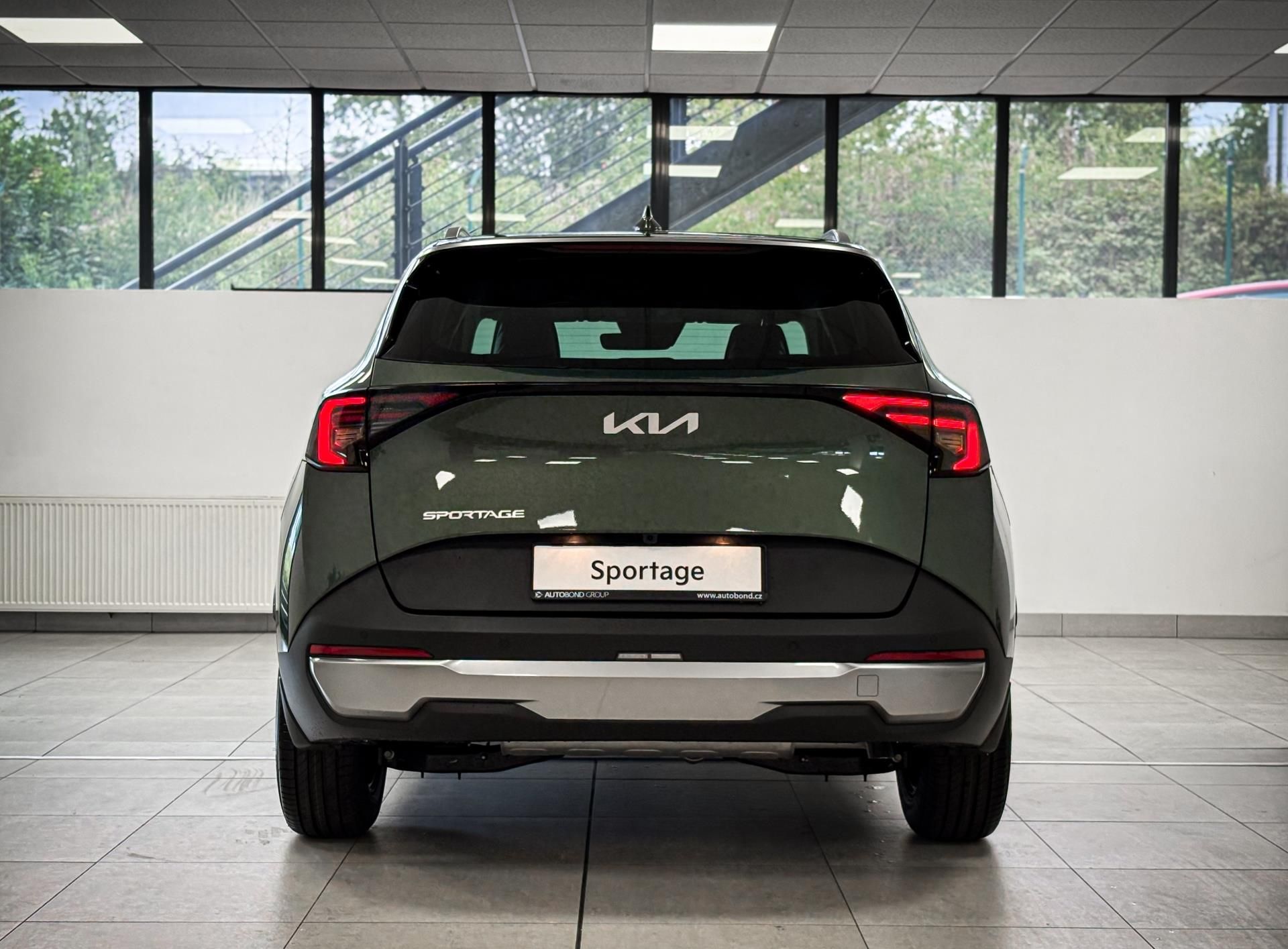 Kia Sportage, 1,6 T-GDi GPF 4x2 7DCT TOP (20 - fotka 3
