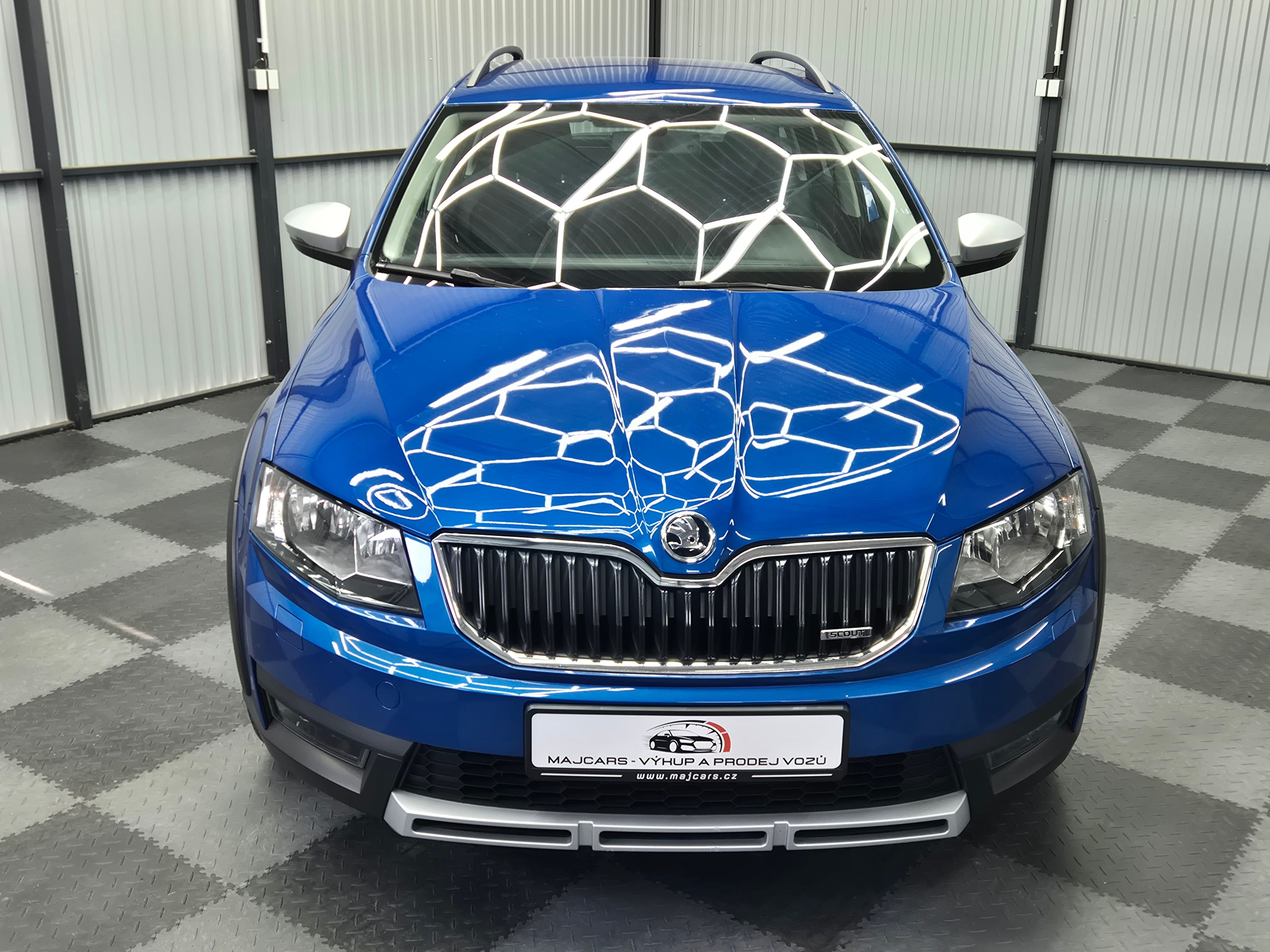 Škoda Octavia, 2.0 TDI 110KW SCOUT - fotka 3