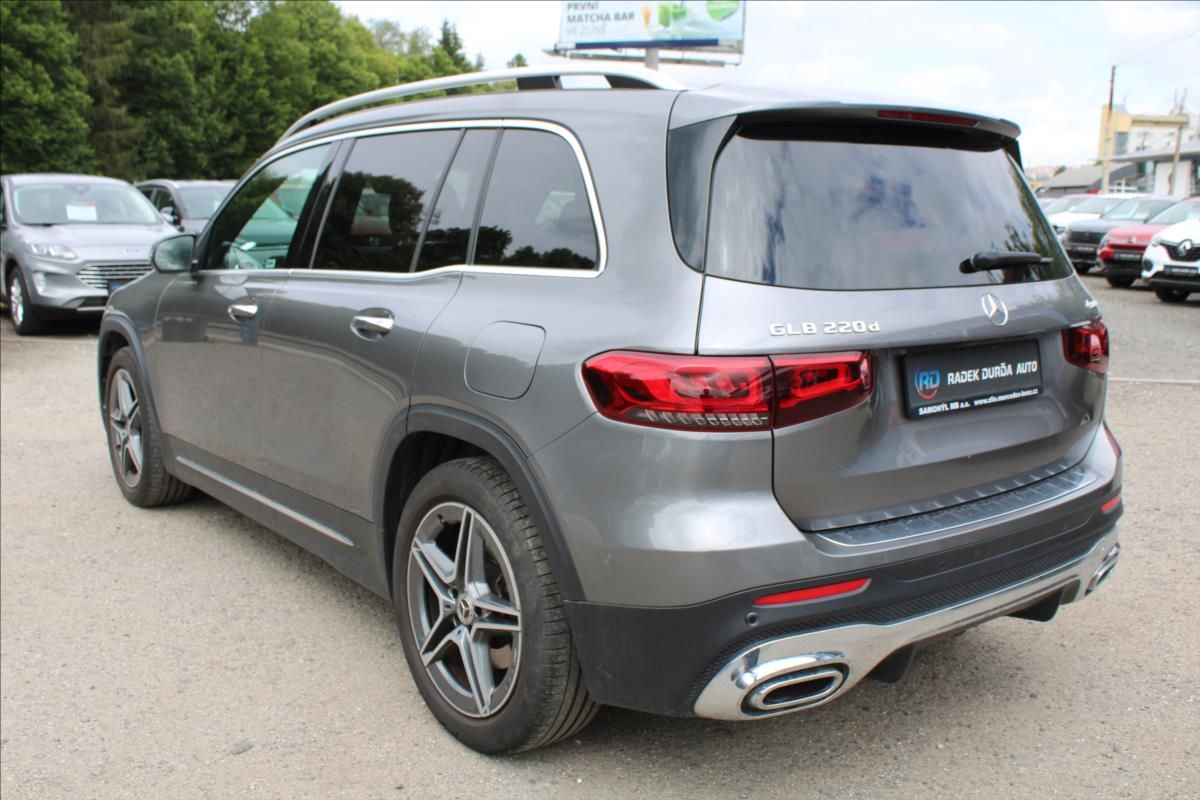 Mercedes-Benz GLB, 2,0 220D  ČR,4MATIC,A/T,AMG - fotka 4