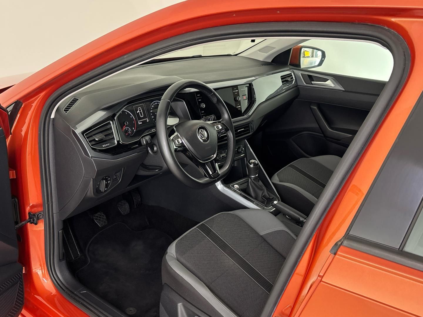 Volkswagen Polo, 1.0 TSI / 84 kW Highline - fotka 6