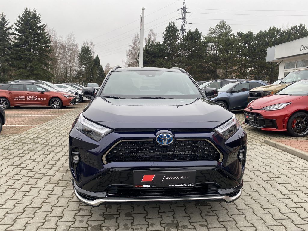 Toyota Rav4, 2.5 Plug-in 185 Selection - fotka 2