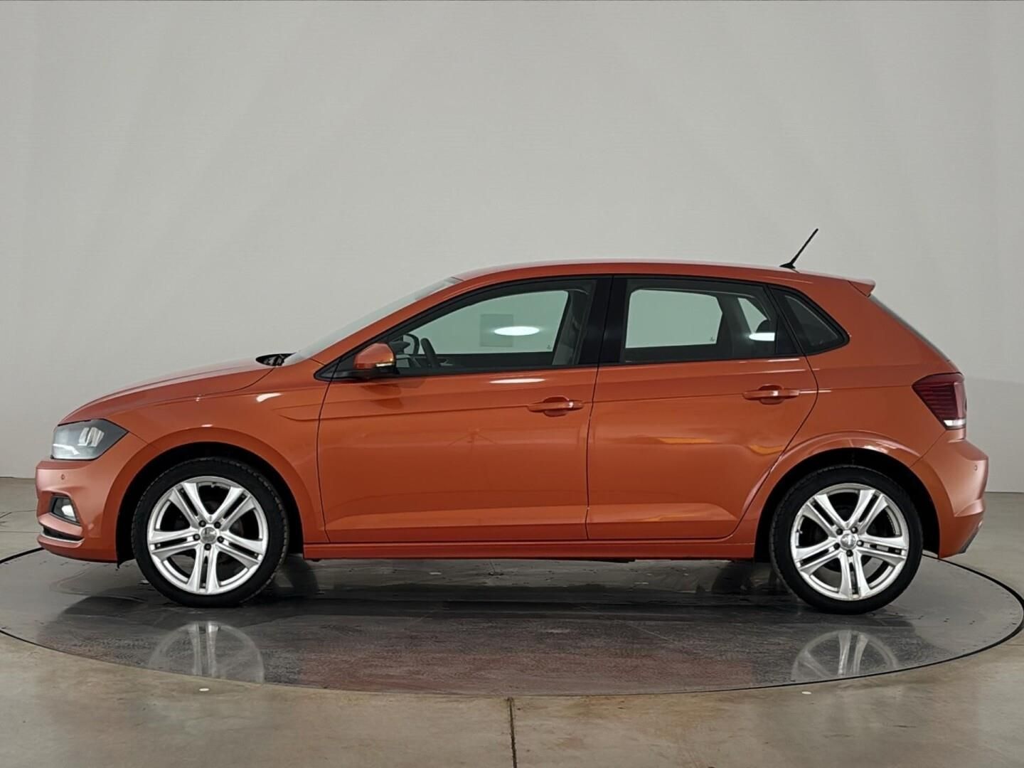 Volkswagen Polo, 1.0 TSI / 84 kW Highline - fotka 3