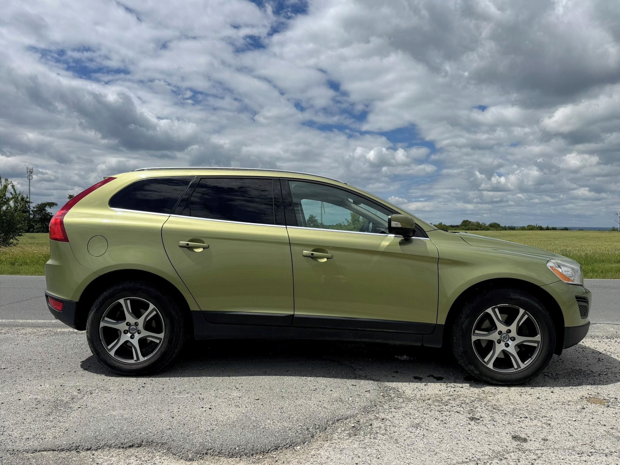 Volvo XC60, T5 2.0 177kw - fotka 2