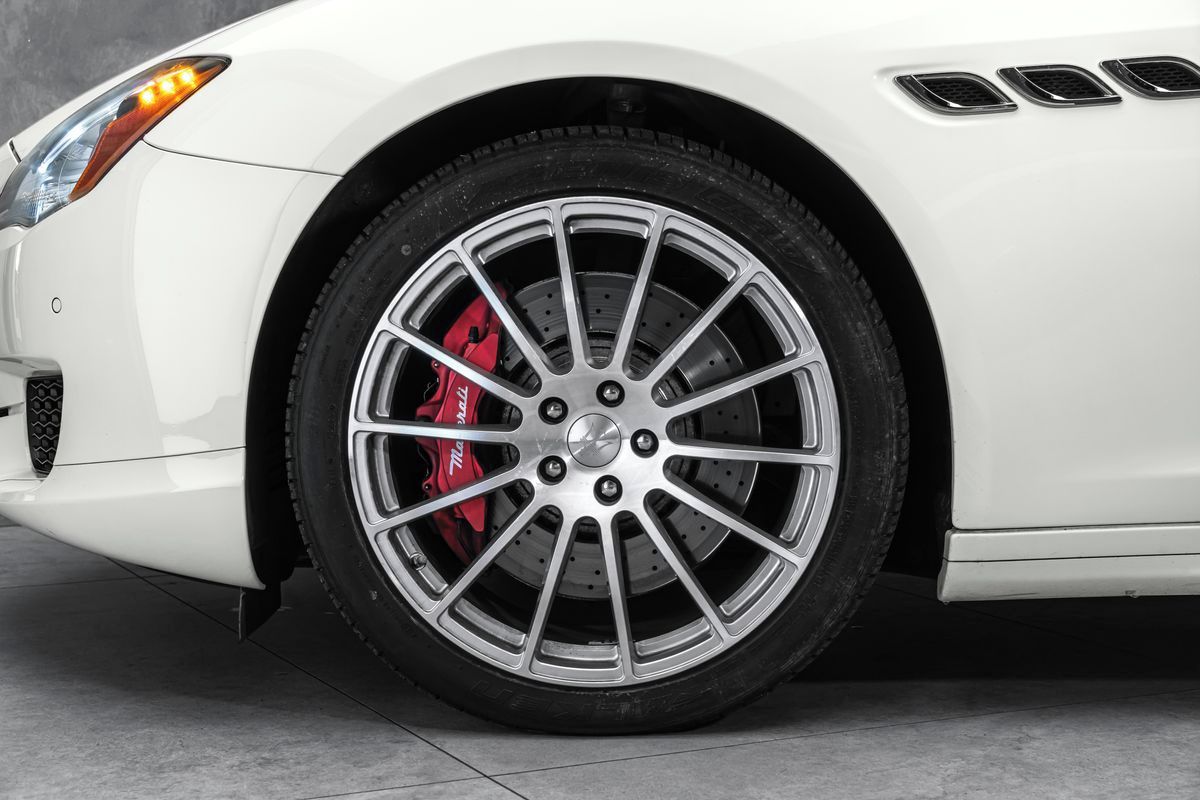 Maserati Quattroporte, GTS V8 530PS - fotka 3