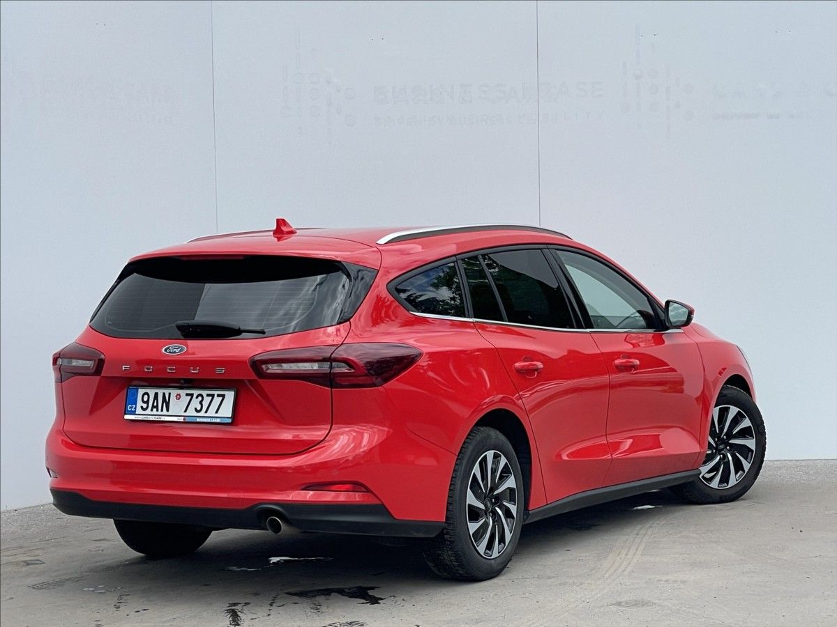 Ford Focus, 1,5 Ecoblue A8 Titanium Style - fotka 3