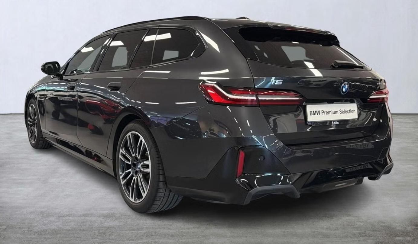 BMW i5, eDrive40 Touring M Kamera Taž. - fotka 2