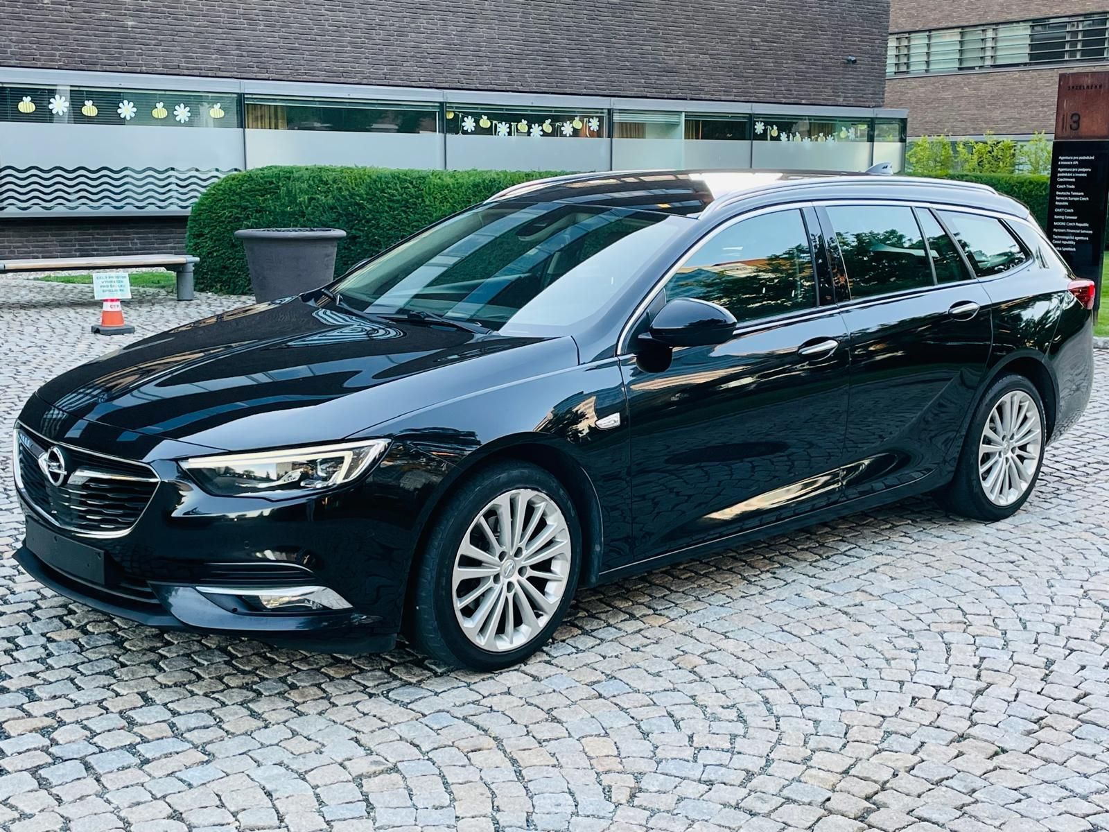 Opel Insignia, 2.0CDTi KAMERA VÝHŘEV SERVISKA - fotka 4
