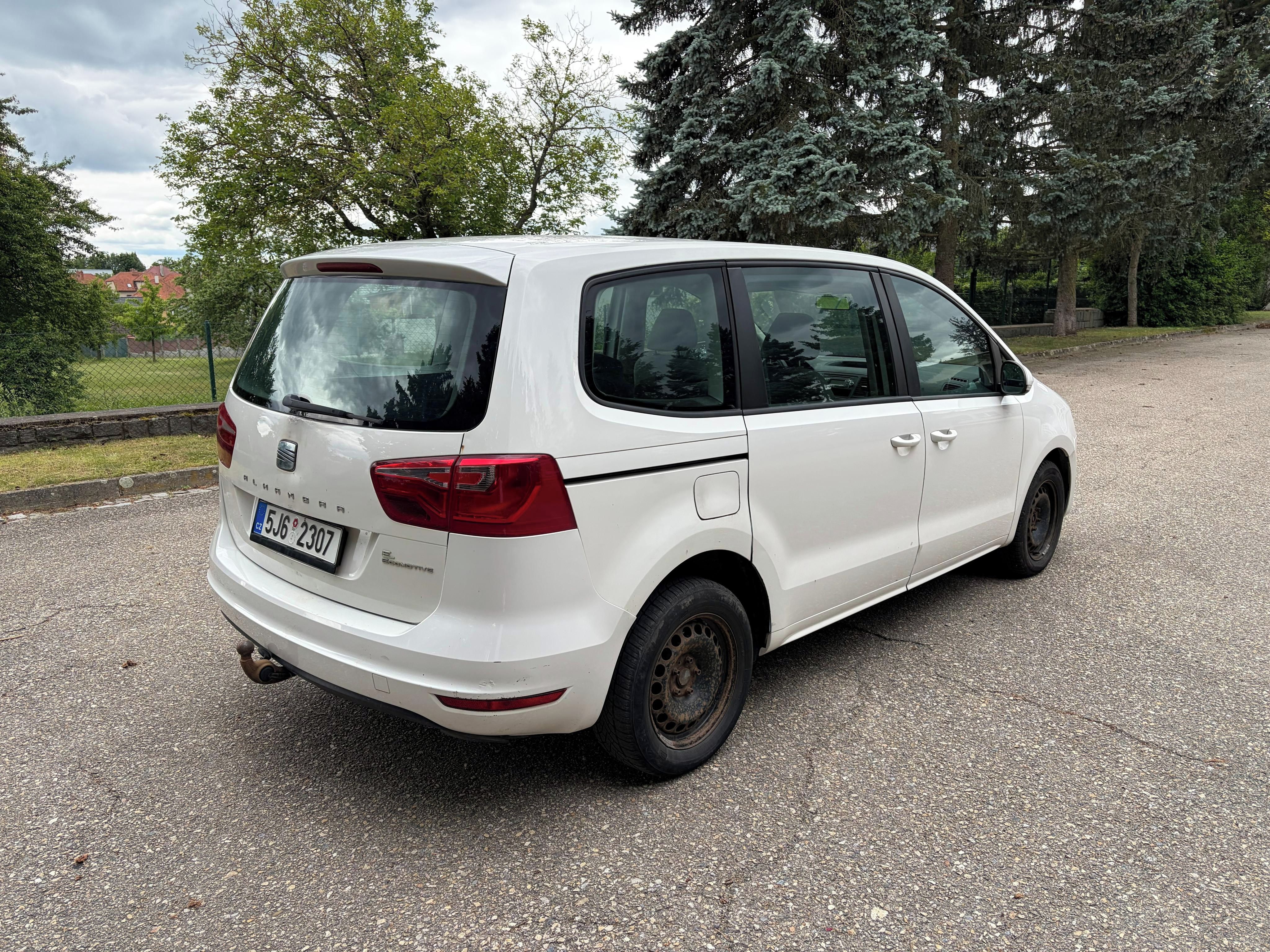 Seat Alhambra, 2.0TDI 103kW Tažné 2200kg - fotka 5
