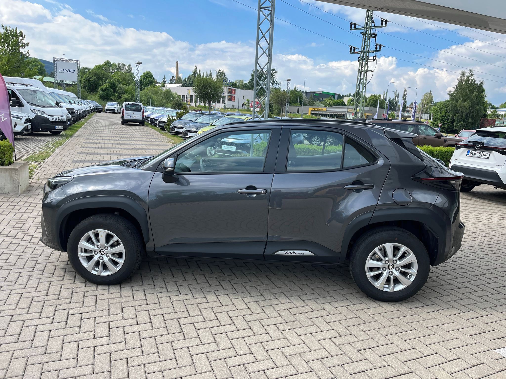 Toyota Yaris Cross, 1.5 Hybrid e-CVT Comfort - fotka 3