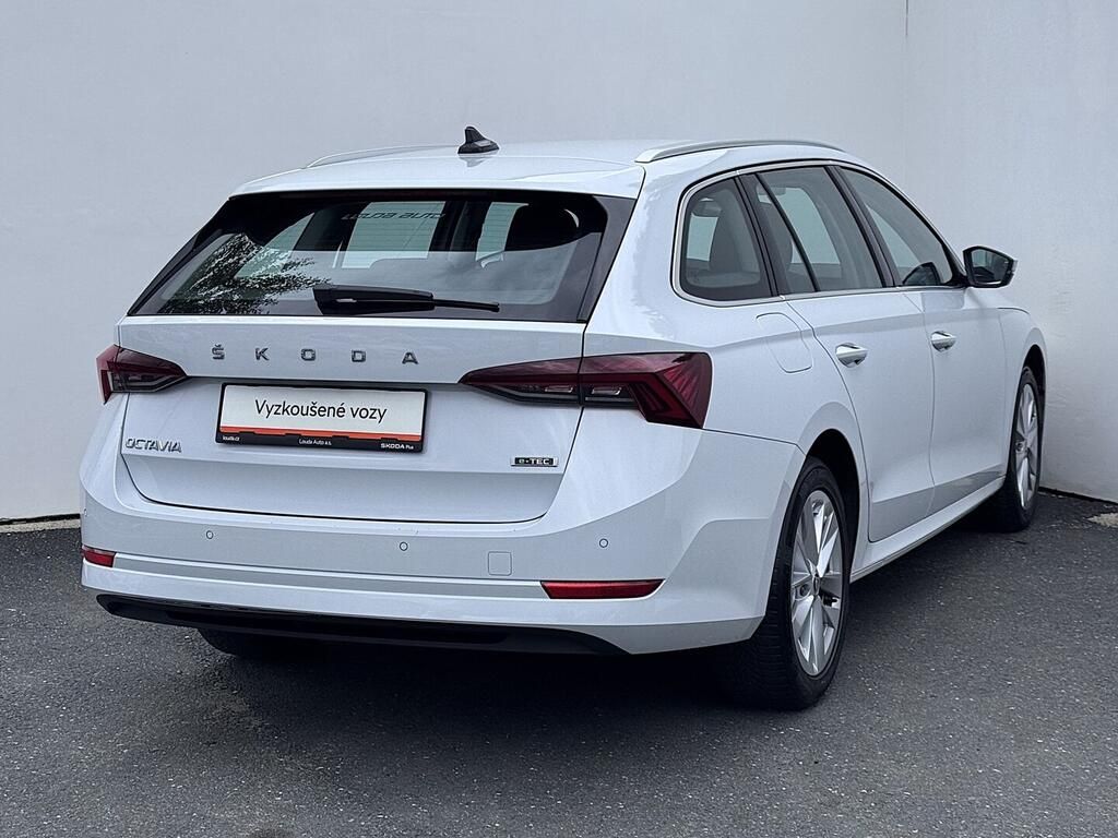 Škoda Octavia, 1.5 TSI 110 kW - fotka 2