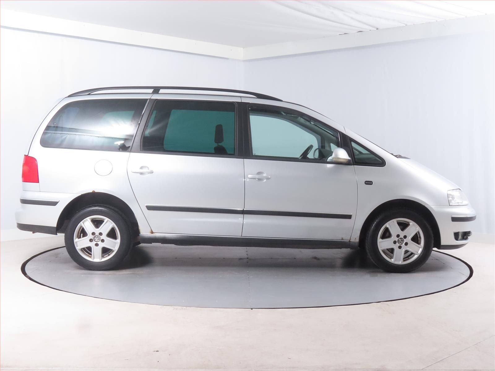 Volkswagen Sharan, 1.9 TDI , 7 míst - fotka 6