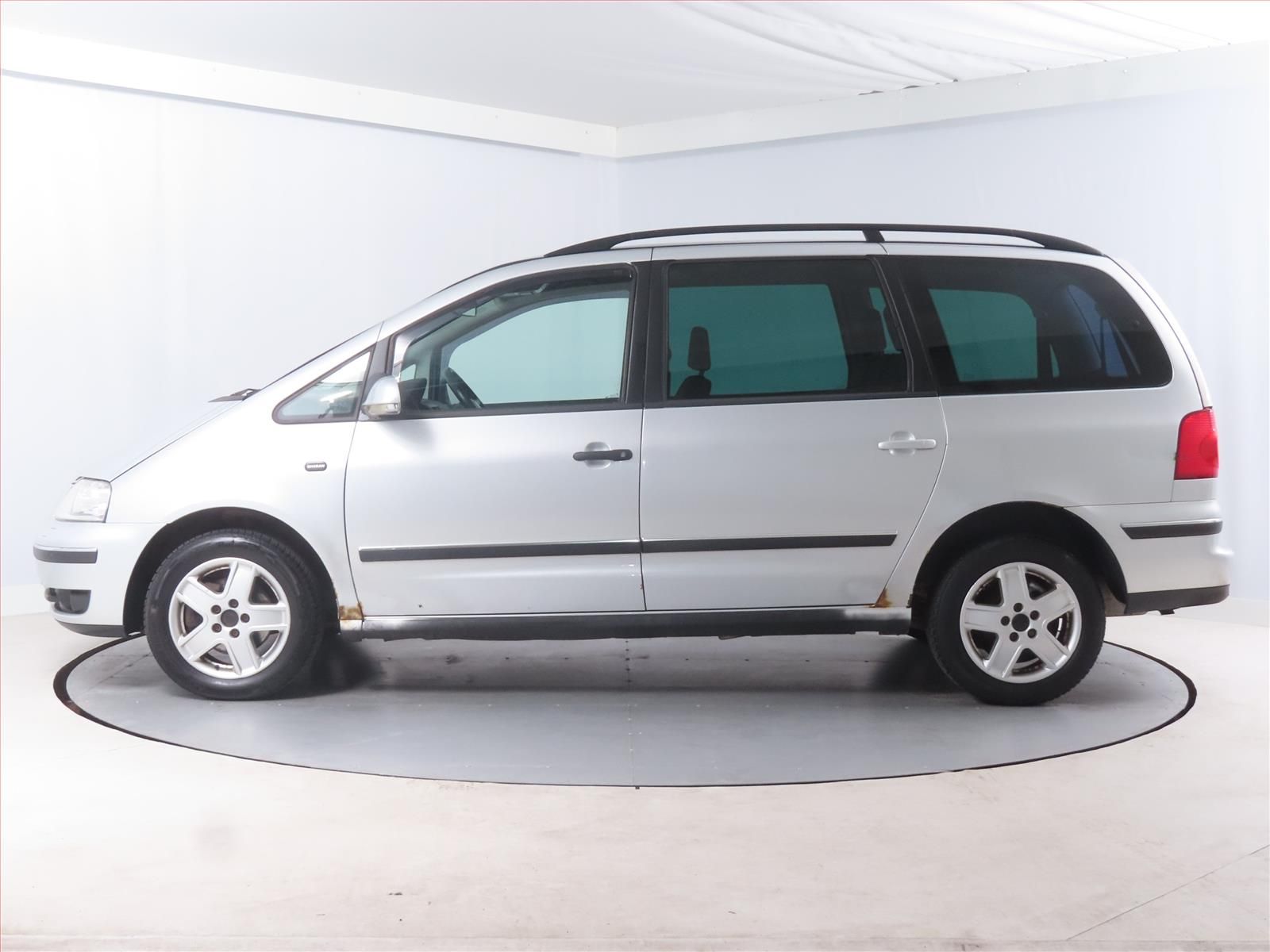 Volkswagen Sharan, 1.9 TDI , 7 míst - fotka 3