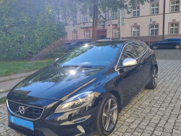 Volvo V40 T2 Automaticka