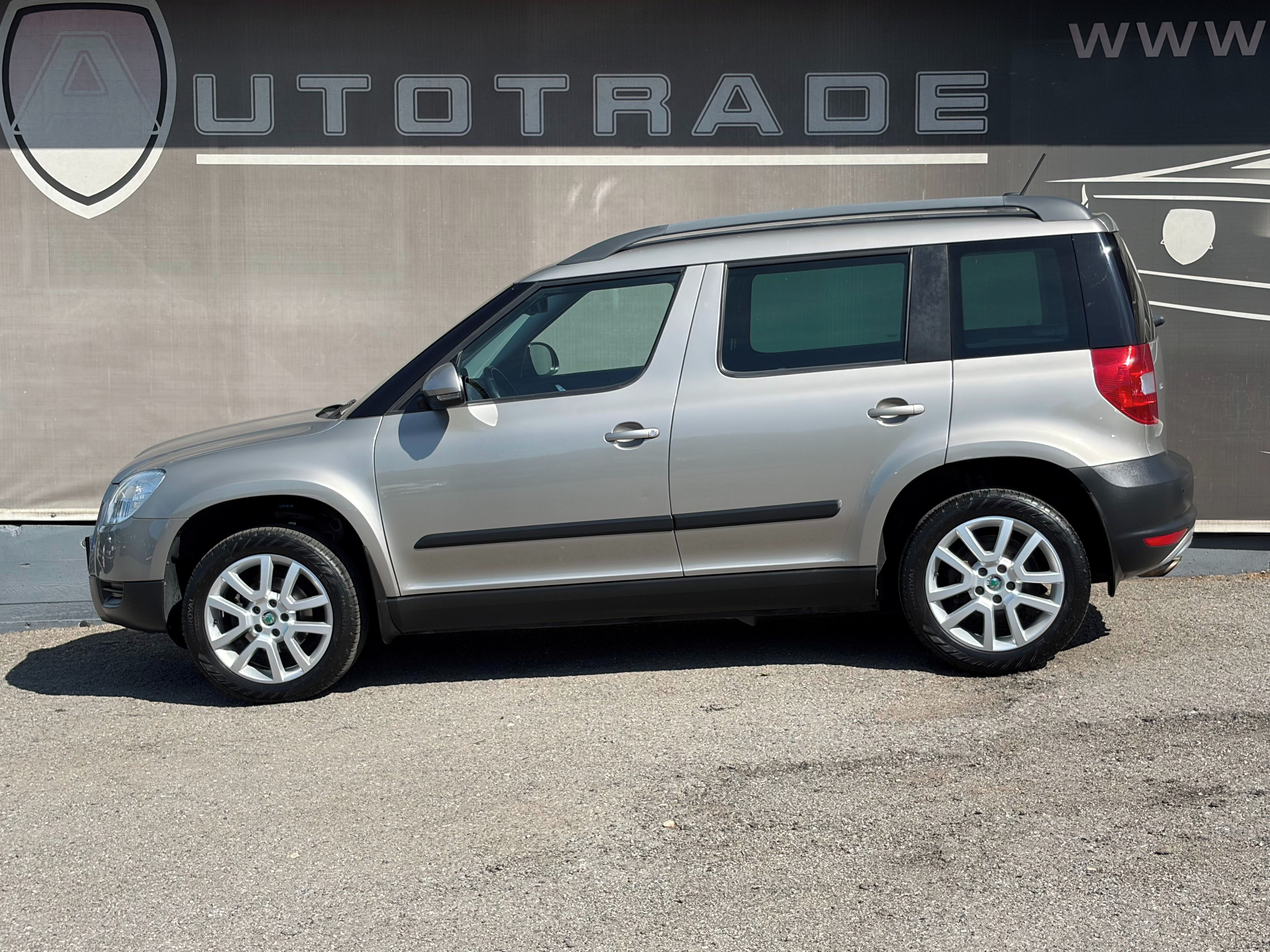 Škoda Yeti, 1.4TSi, Webasto, Tažné, LED - fotka 2