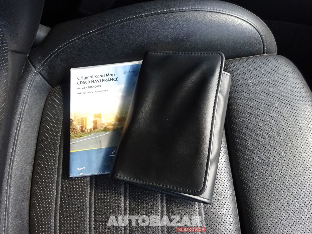 Opel Insignia, 2,0 CDTI-OPC LINE,bez koroze - fotka 2