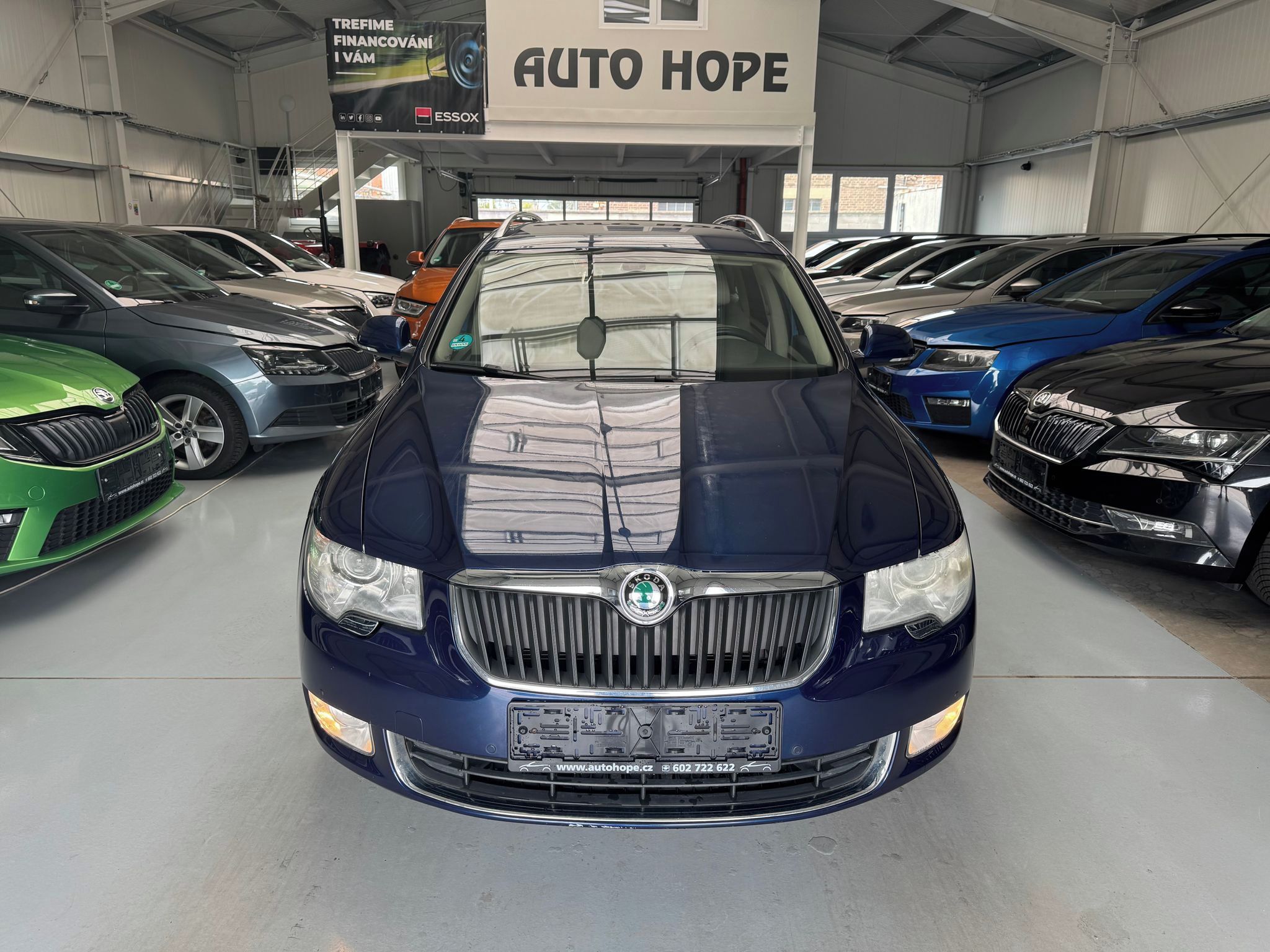 Škoda Superb, combi 1.8 TSI 4x4 Elegance - fotka 2