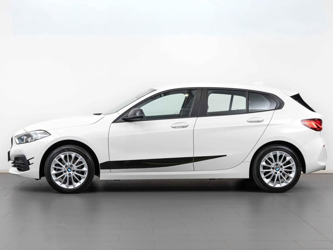 BMW Řada 1, 118i - fotka 3