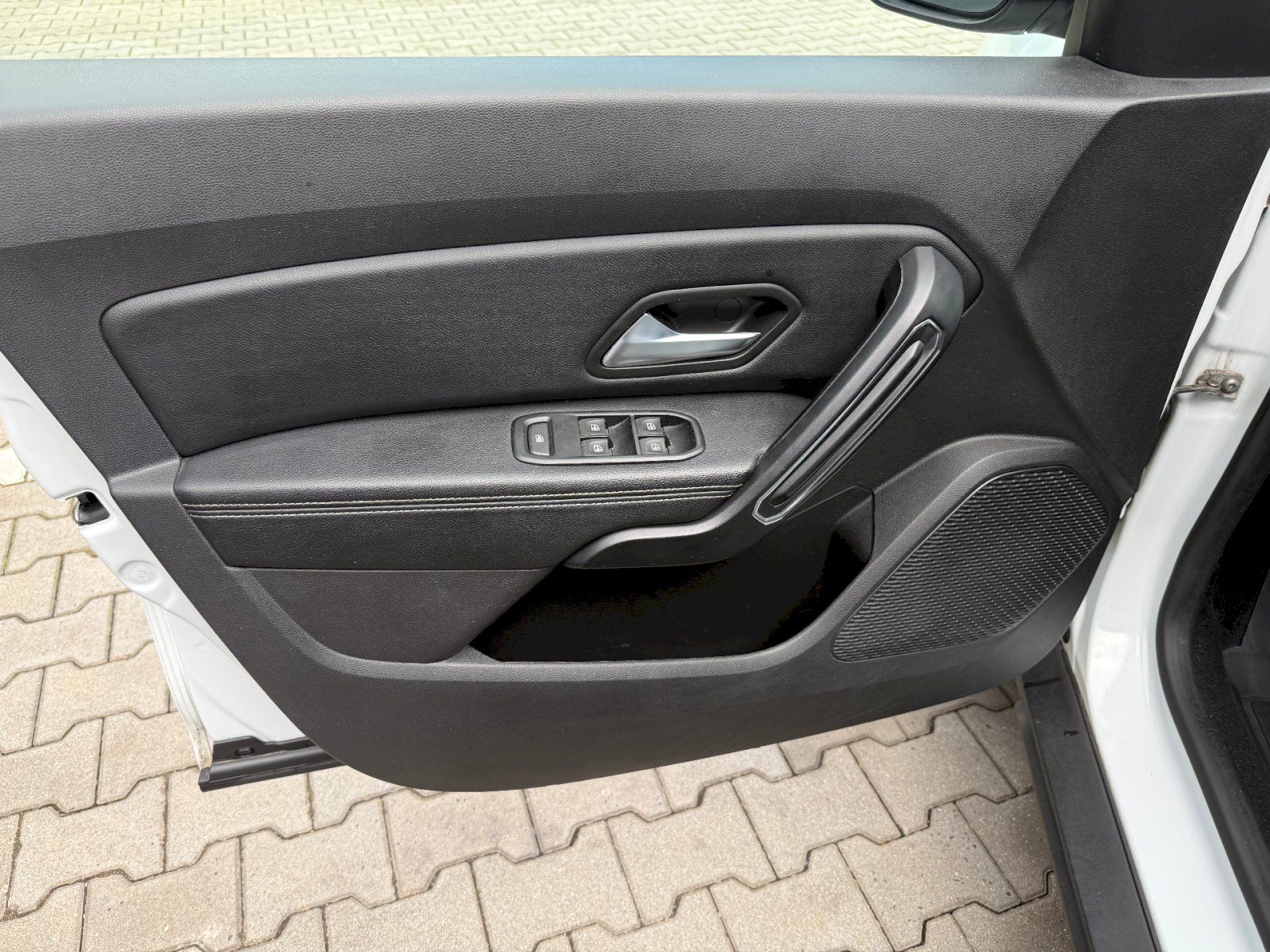 Dacia Duster, 1.0TCe 67kW/91PS - fotka 6