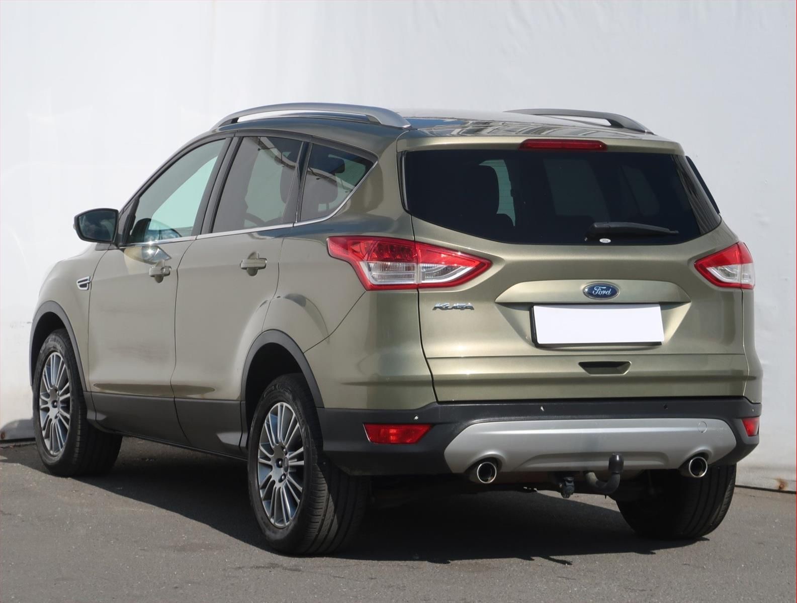 Ford Kuga, 2.0 TDCi, Titanium, 4X4, Kůže - fotka 4