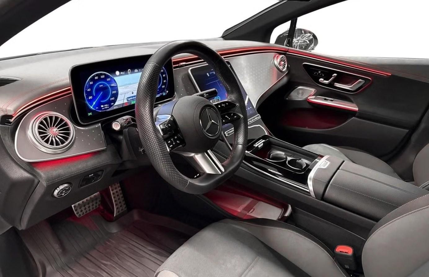 Mercedes-Benz EQE, 350+ AMG 360kam Pano. 4 zóny - fotka 6