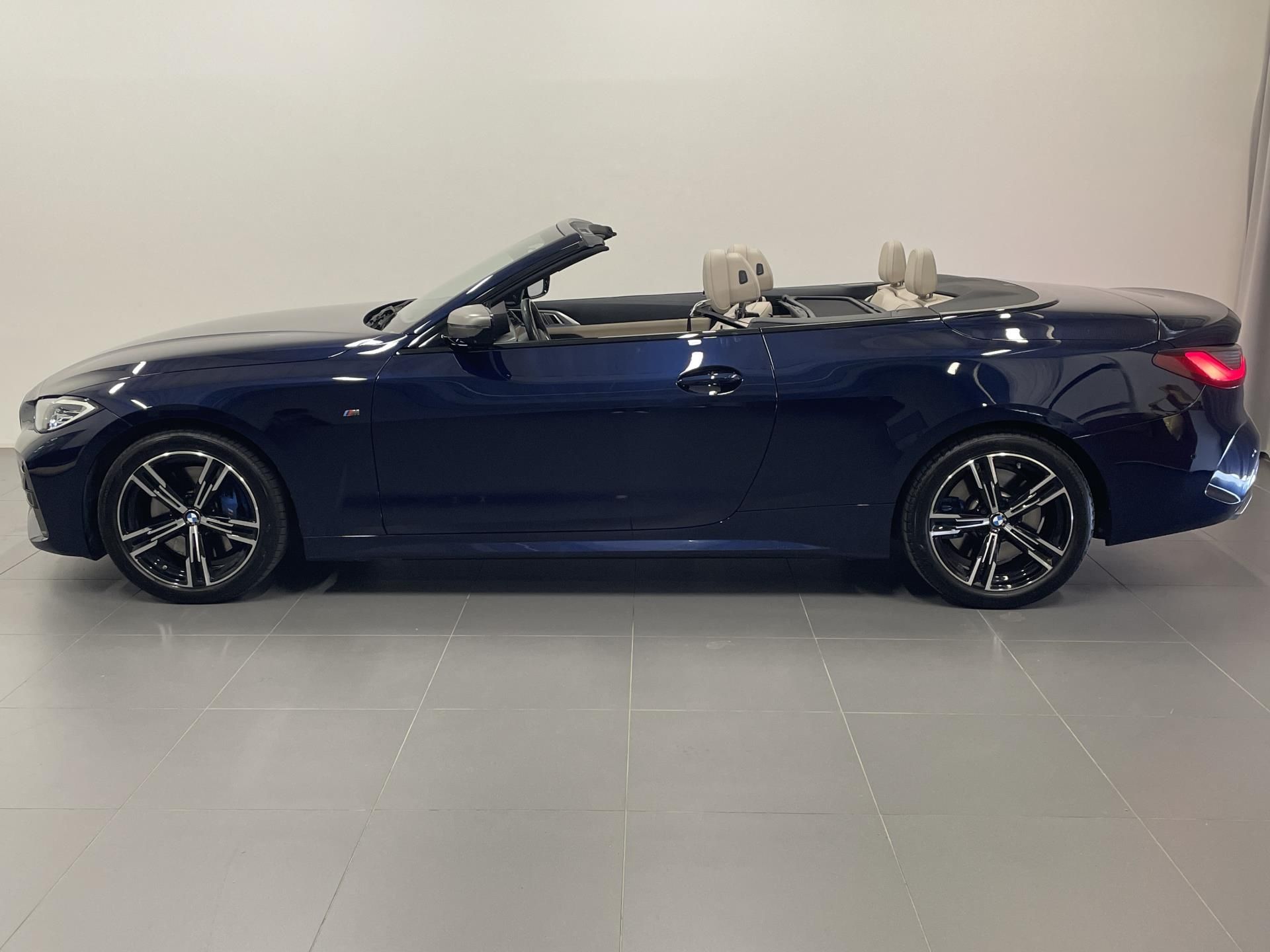 BMW Řada 4, M440d xDrive Convertible - fotka 5