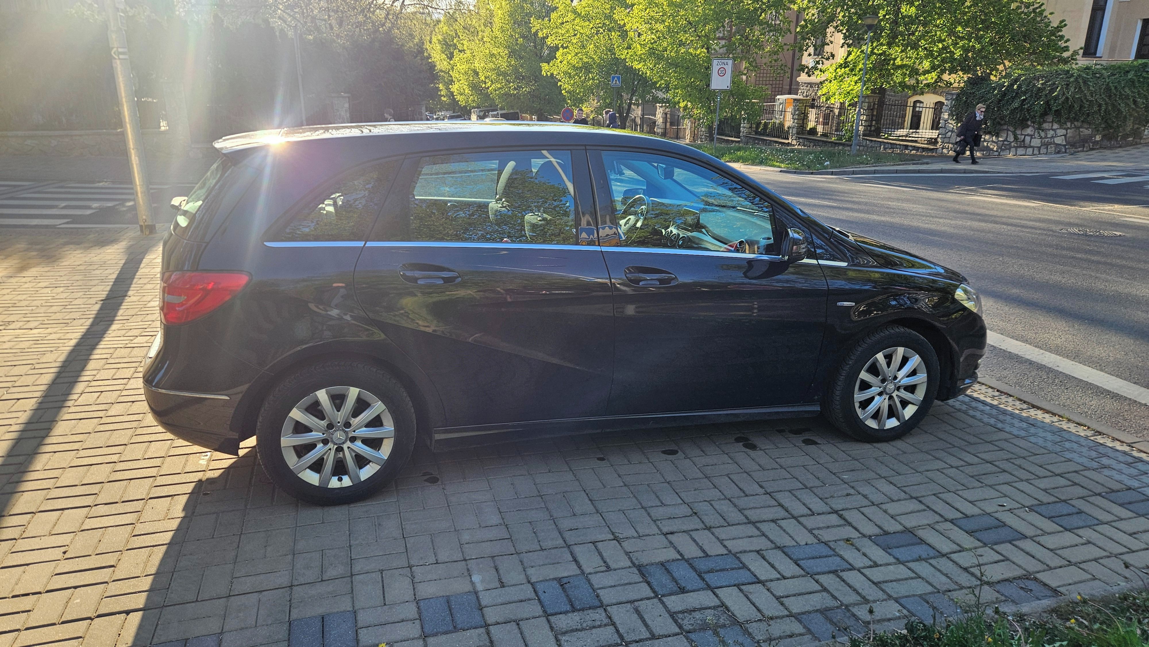 Mercedes-Benz Třídy B, 1.8 TDi, automat - fotka 5