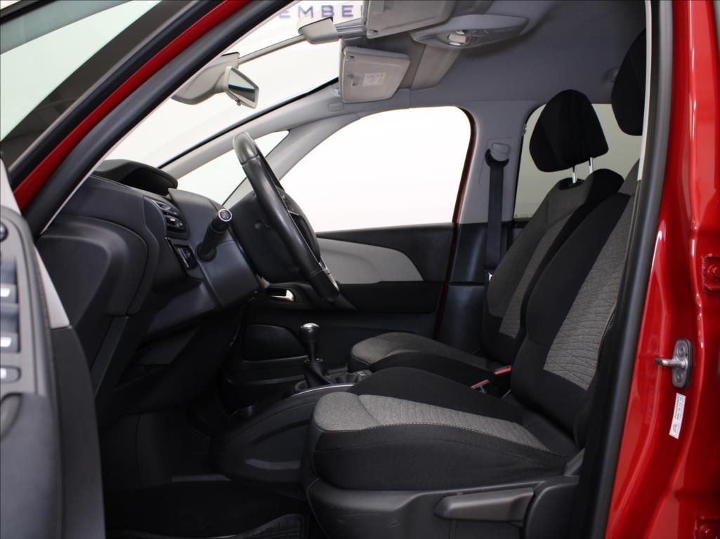 Citroën Grand C4 Picasso, 1,6 HDI 88kW 7-míst 1.maj.ČR! - fotka 6