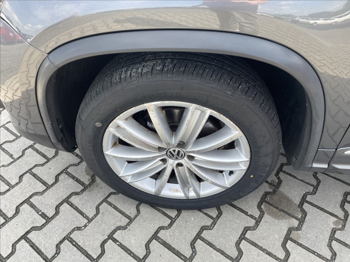Volkswagen Tiguan, 1,4 TSI SPORT TZ XENONY PO SER - fotka 6
