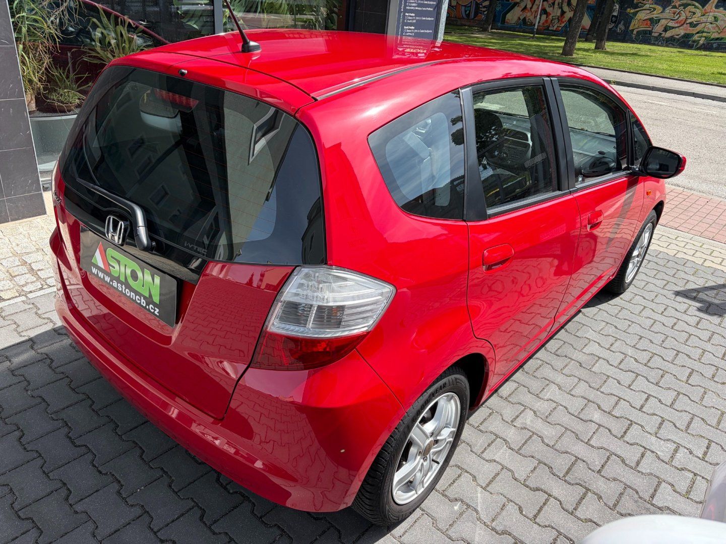 Honda Jazz, 1,2 i-Vtec,71tis.km,1.maj,serv - fotka 6