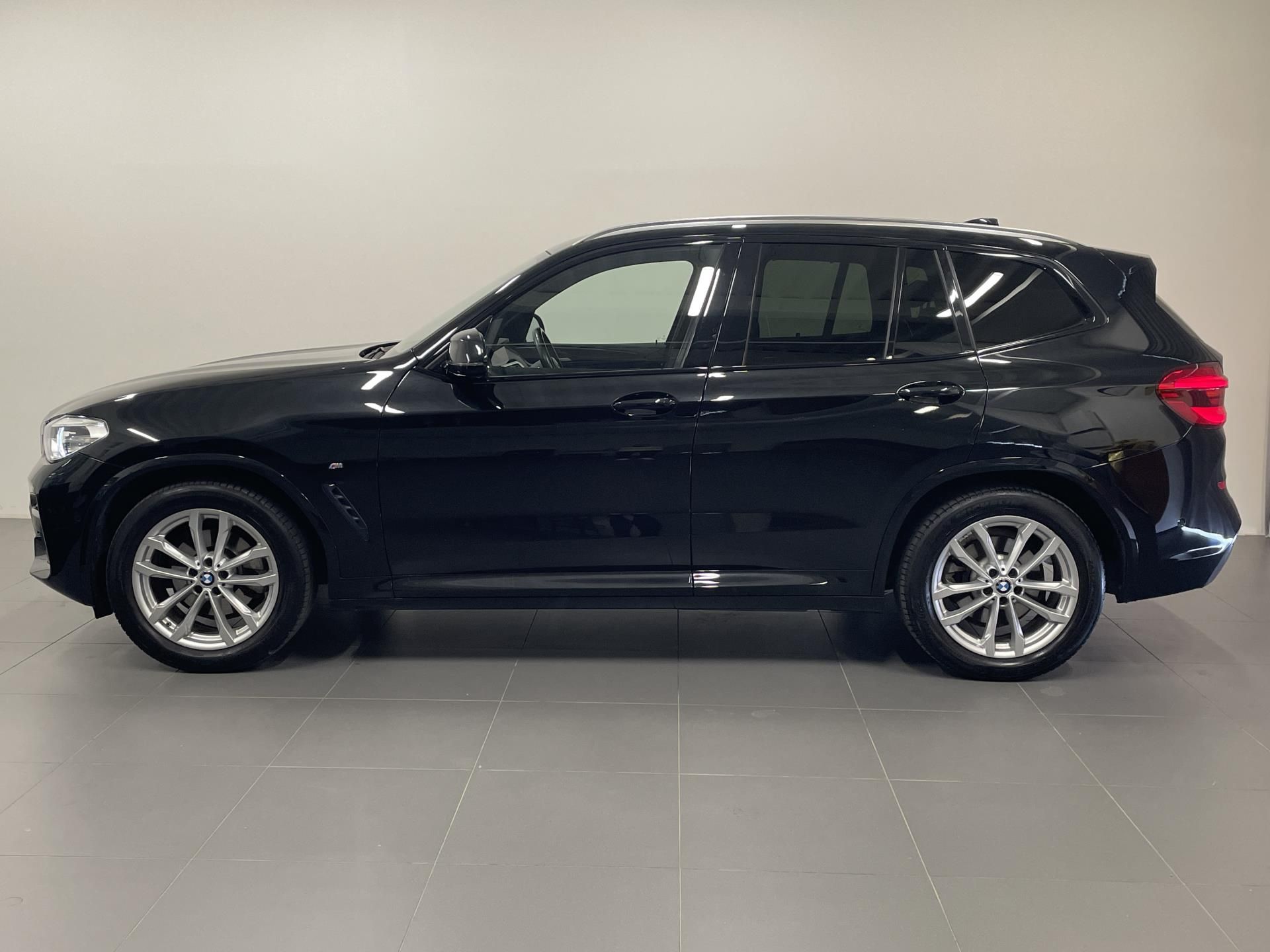 BMW X3, xDrive 20d, Mpaket, Tažné - fotka 3