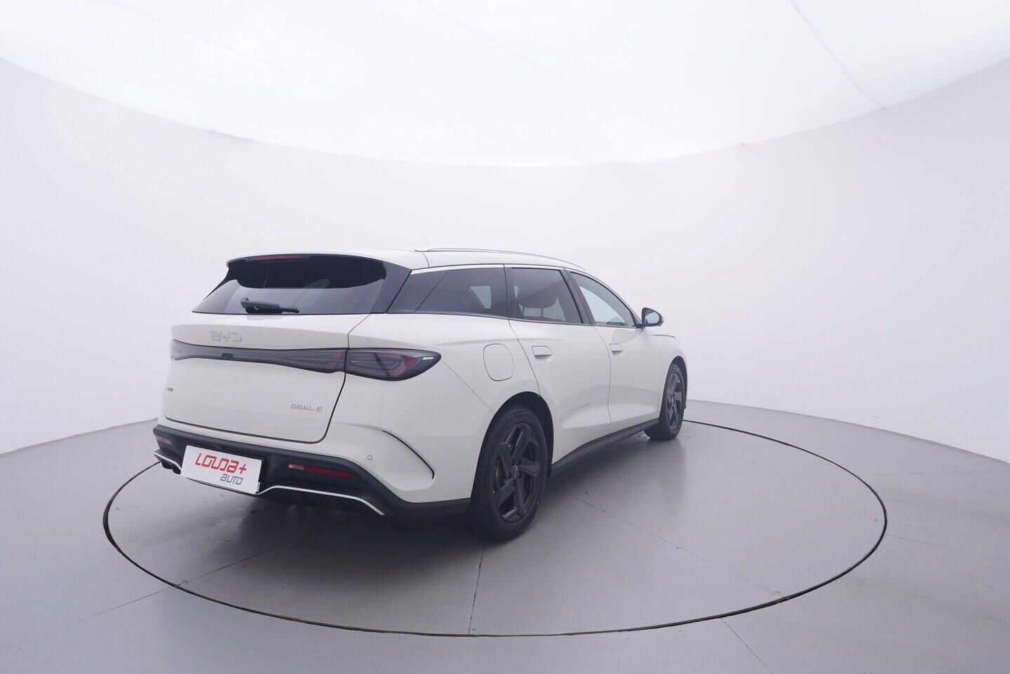 BYD Seal 6, Touring Comfort  15 kW - fotka 5