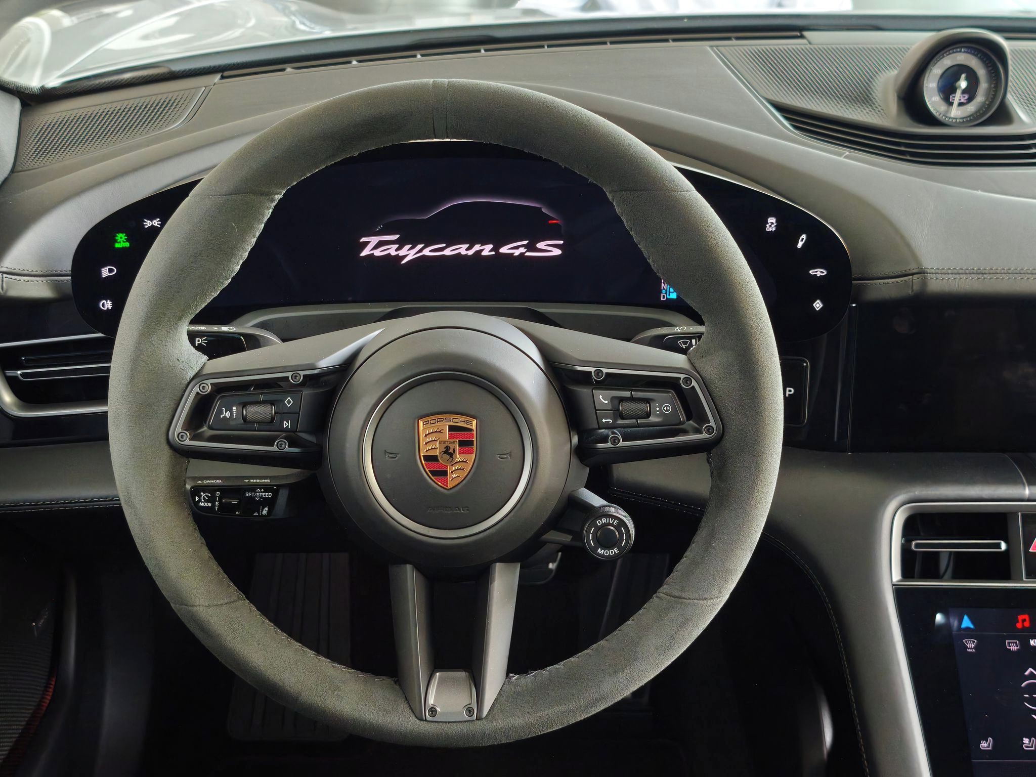 Porsche Taycan, 4S Cross Turismo - fotka 6