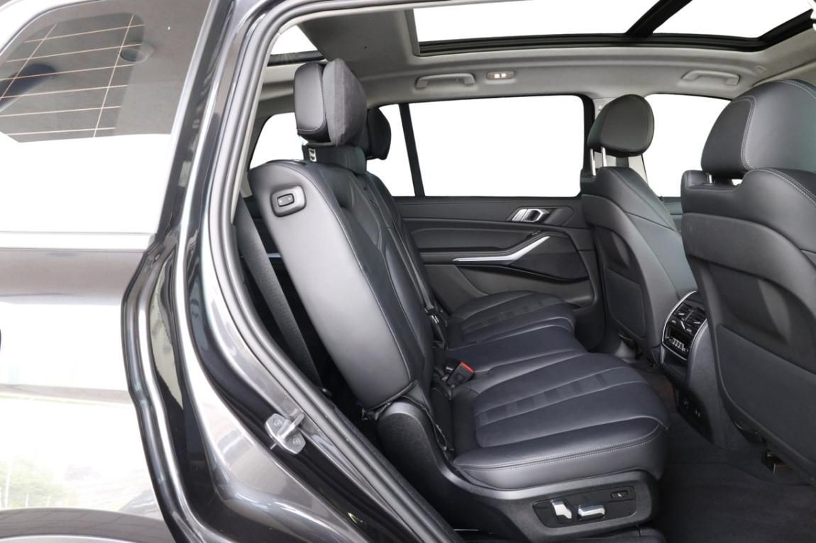 BMW X7, xDrive40i - fotka 6