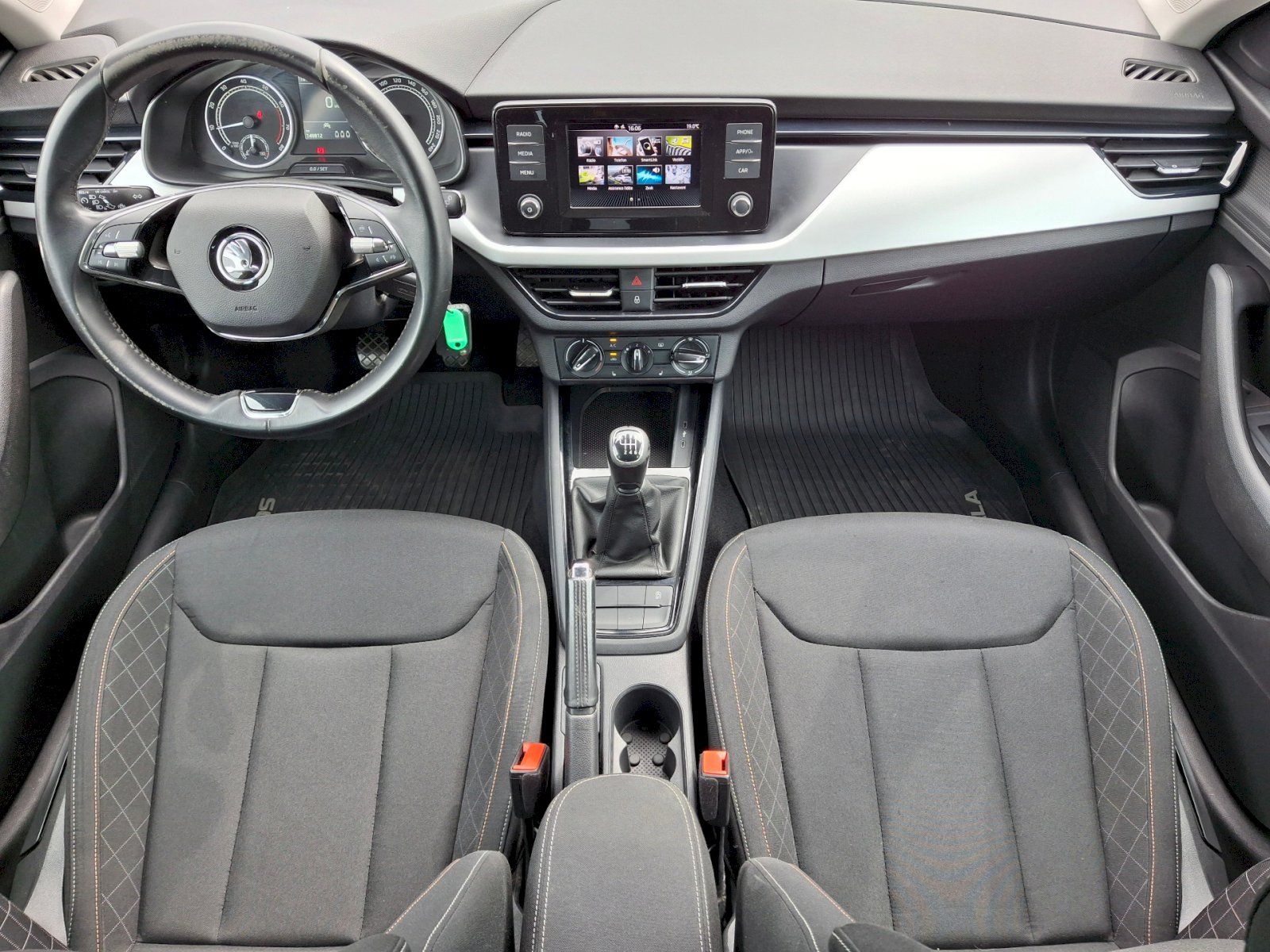 Škoda Scala, Ambition 1,0TSi 81kW - fotka 5