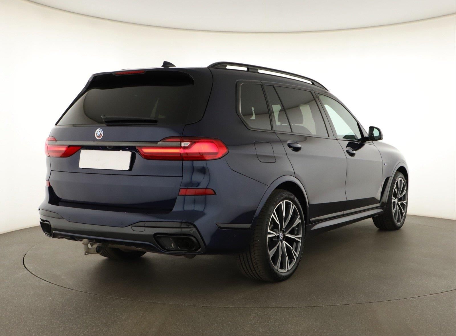 BMW X7, xDrive40d - fotka 5