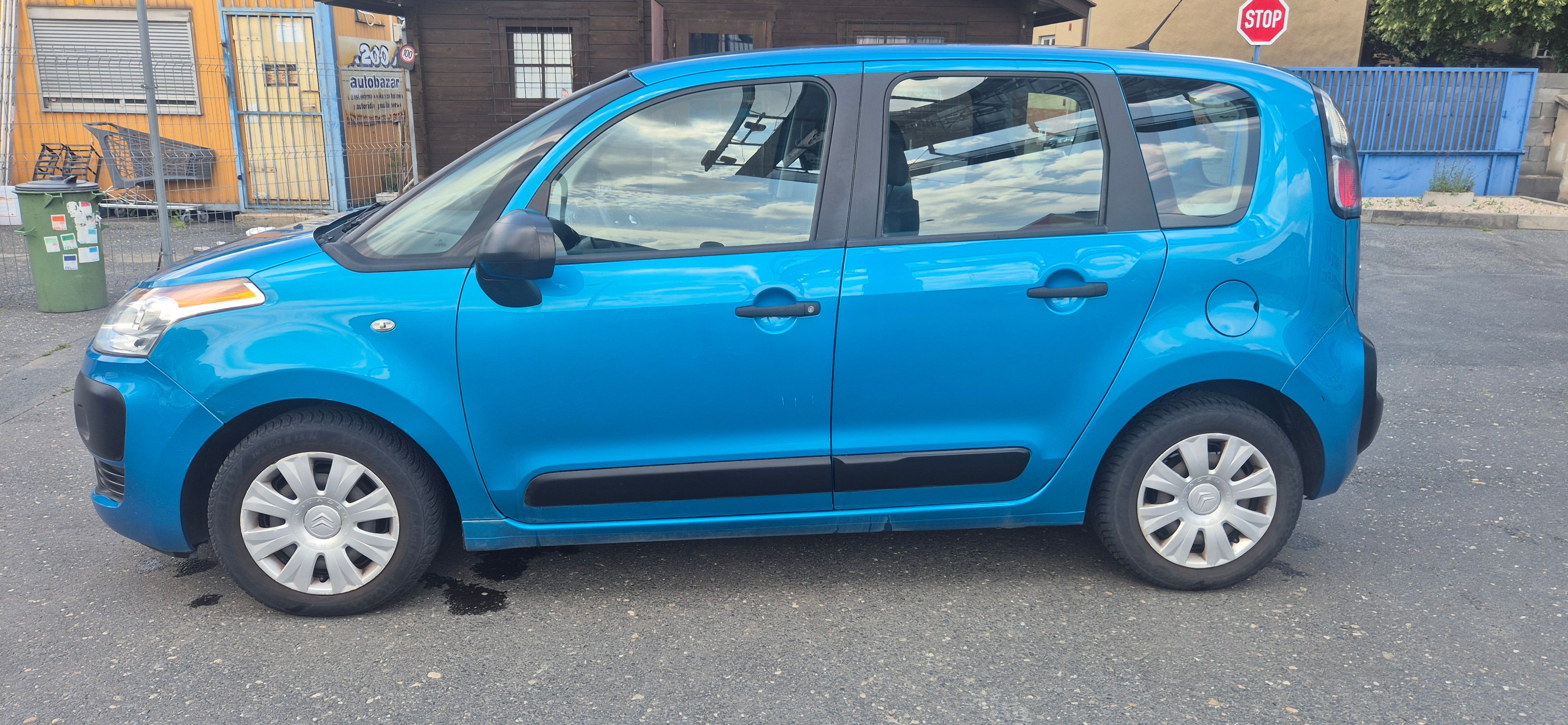 Citroën C3 Picasso, 1.4 i KLIMA, NOVÁ STK - fotka 4