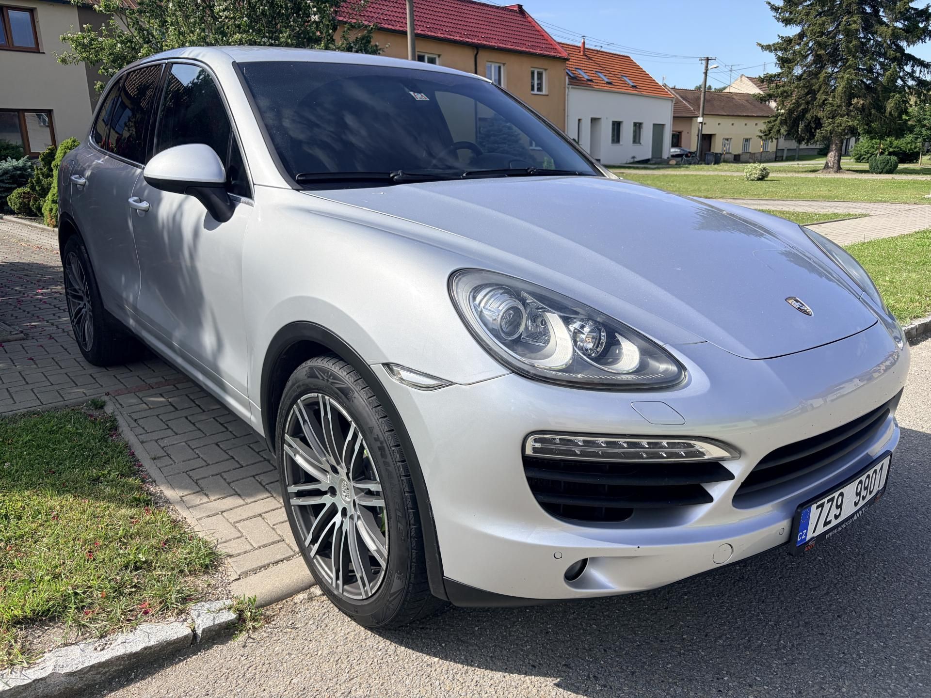 Porsche Cayenne, DIESEL 3.0 V6 180KW - fotka 2