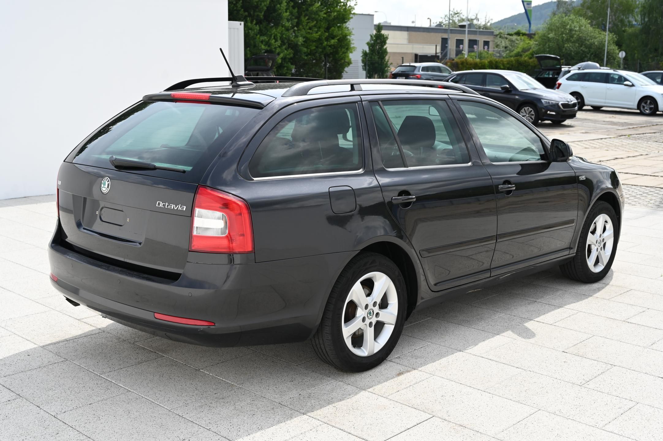 Škoda Octavia, 2.0TDI 81KW Family 7/2011 - fotka 5